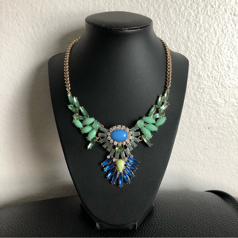 Forever 21 Blue Green Statement Necklace